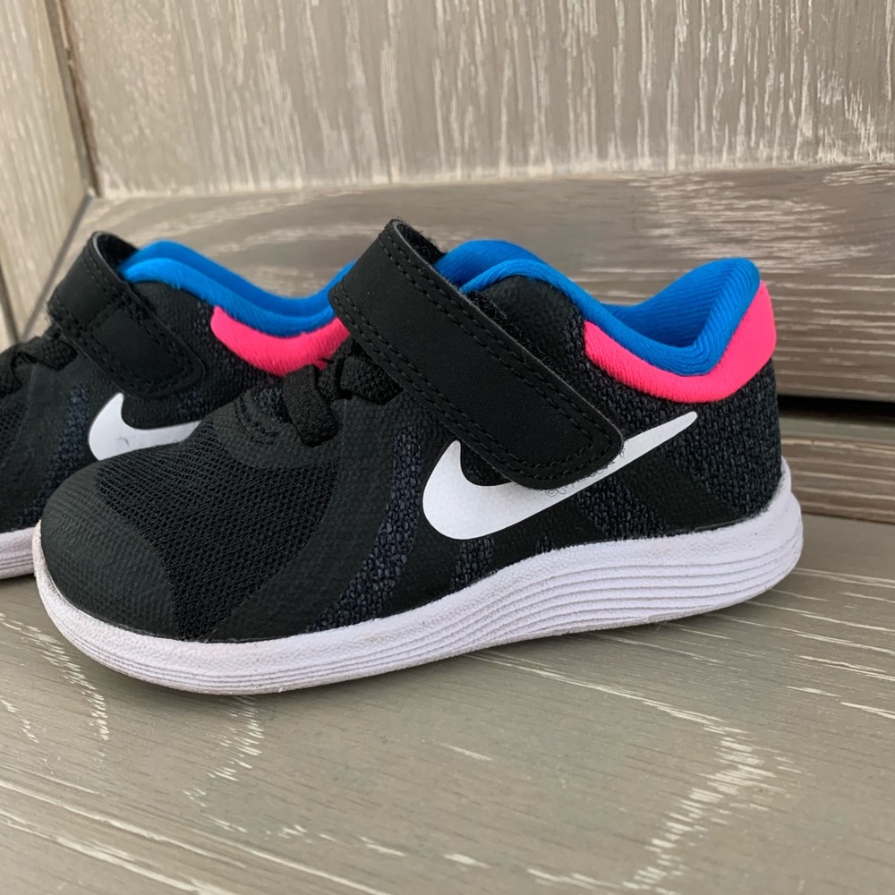 Nike Revolution 4. Girls size 5C (toddler)